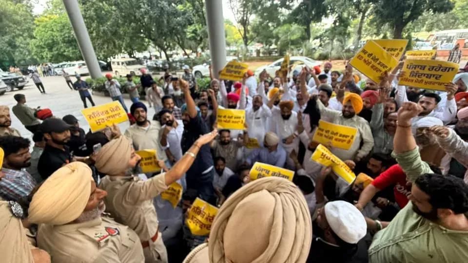 Punjab Politics Heats Up as AAP Protests ED Raids Amid 2027 Election Preparations