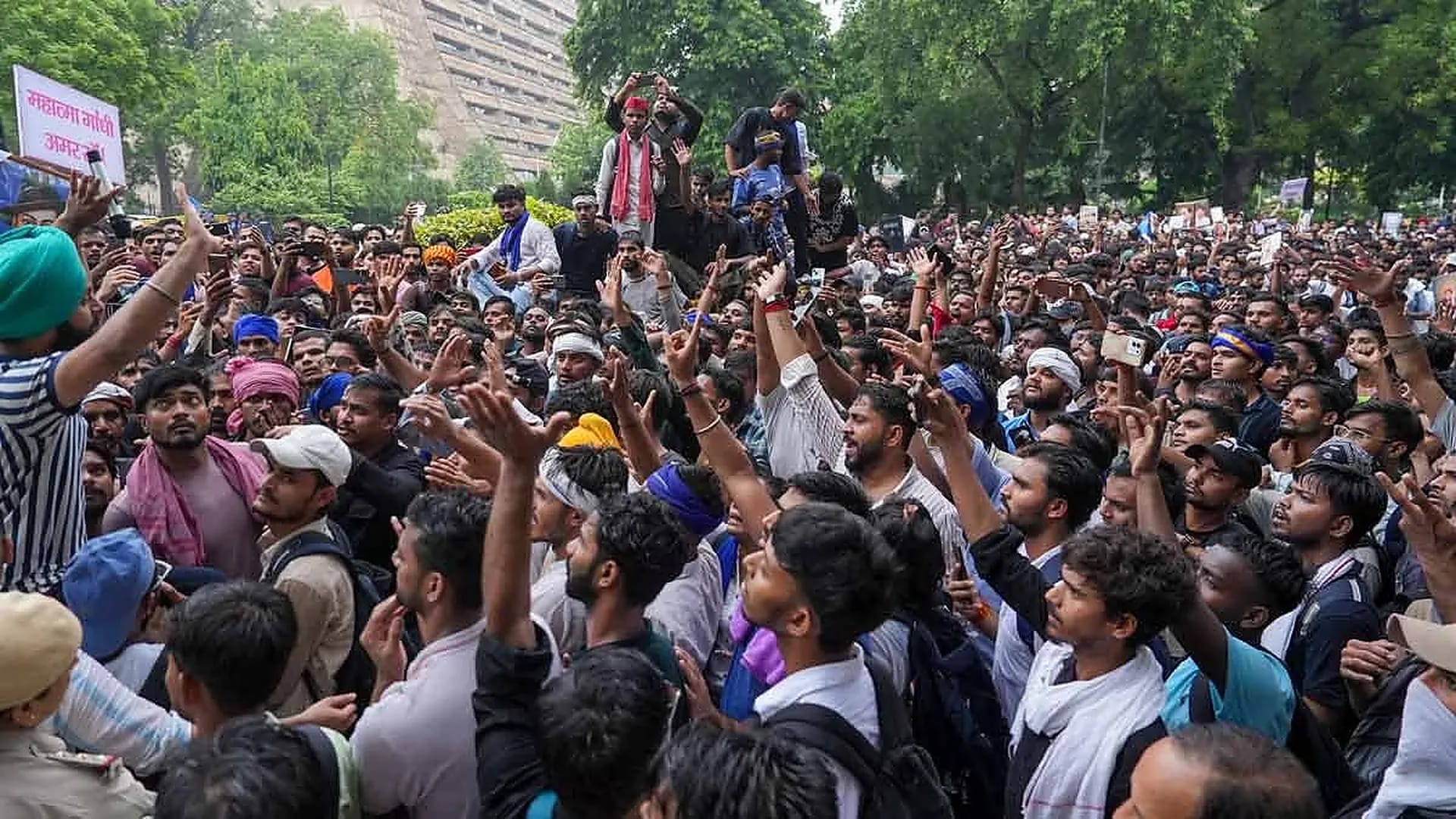 Delhi Protest Restrictions and Proposed CJP March Bring Right to Assembly Into Focus