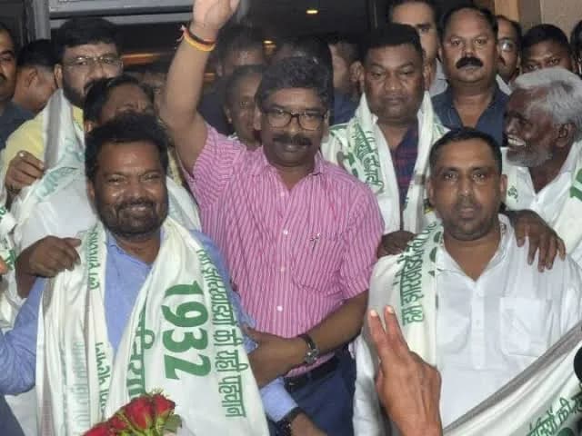 Jharkhand Cabinet Clears 1932 Domicile Cut-Off Proposal Amid Political Debate Jharkhand Cabinet Clears 1932 Domicile Cut-Off Proposal Amid Political Debate