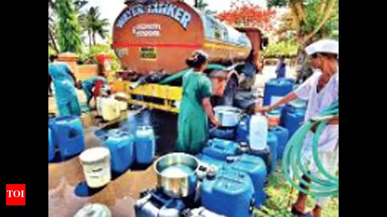 Maharashtra Politics: Marathwada Water Crisis Intensifies as Tanker Demand Rises Maharashtra Politics: Marathwada Water Crisis Intensifies as Tanker Demand Rises