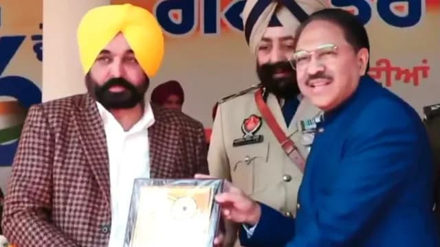 WhatsApp Chats to CBI Raids: How Punjab’s Alleged Graft Network with CMO Links Unravelled WhatsApp Chats to CBI Raids: How Punjab’s Alleged Graft Network with CMO Links Unravelled