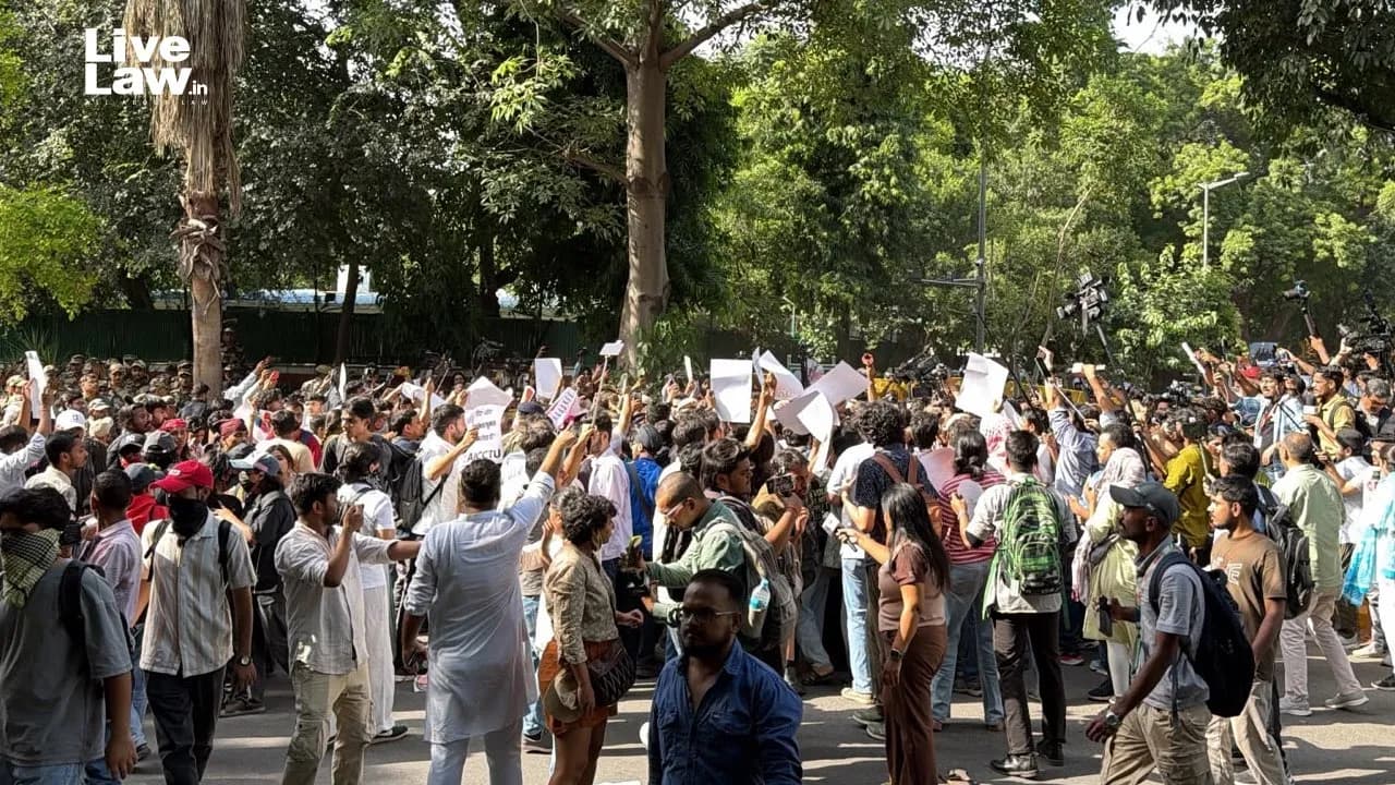 Anti-CEC Protests: Delhi High Court to Hear Youth Congress Plea for Protest at Jantar Mantar Anti-CEC Protests: Delhi High Court to Hear Youth Congress Plea for Protest at Jantar Mantar