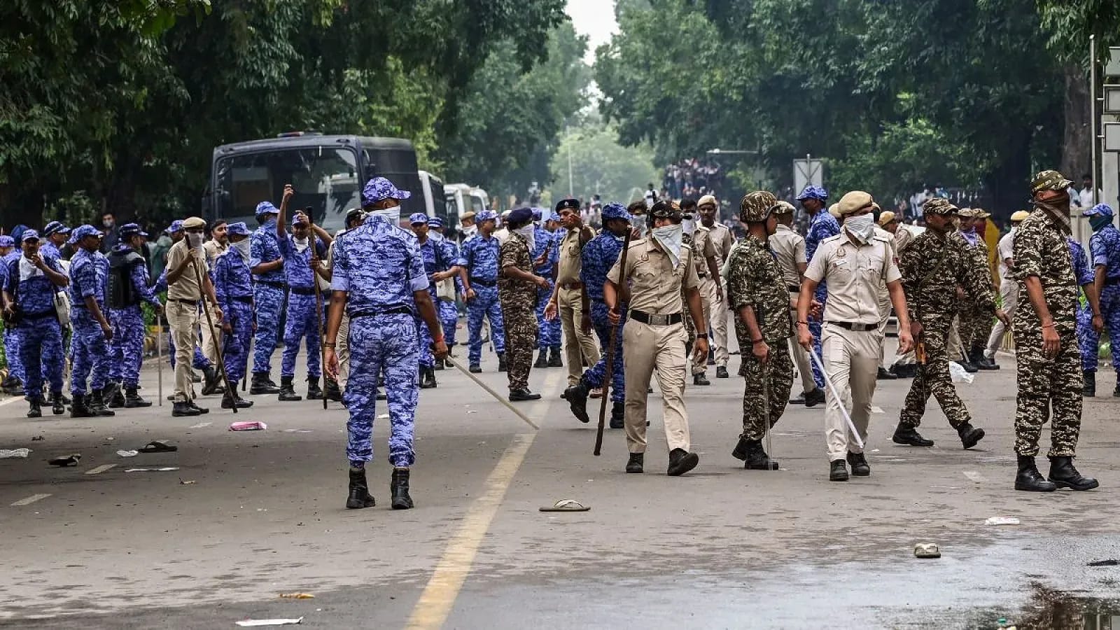 Delhi Deploys 25,000 Personnel, CCTV Surveillance Ahead of Fresh CJP Tiranga March Delhi Deploys 25,000 Personnel, CCTV Surveillance Ahead of Fresh CJP Tiranga March