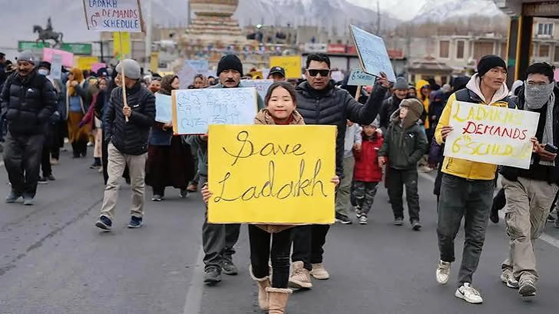 Ladakh Constitutional Safeguards Talks Remain Stalled Over Powers of Proposed Elected Body Ladakh Constitutional Safeguards Talks Remain Stalled Over Powers of Proposed Elected Body