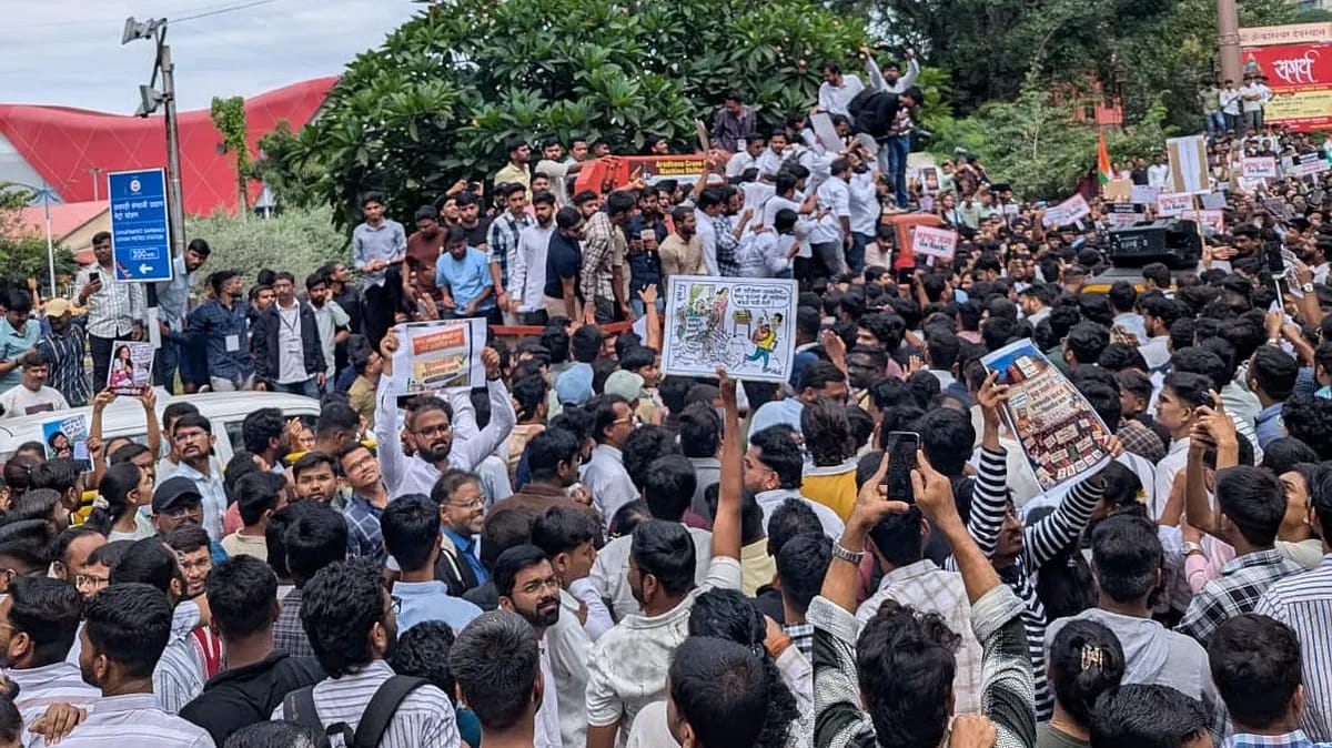 Maharashtra Politics: MPSC Exam Row Intensifies as Students Demand Accountability Maharashtra Politics: MPSC Exam Row Intensifies as Students Demand Accountability