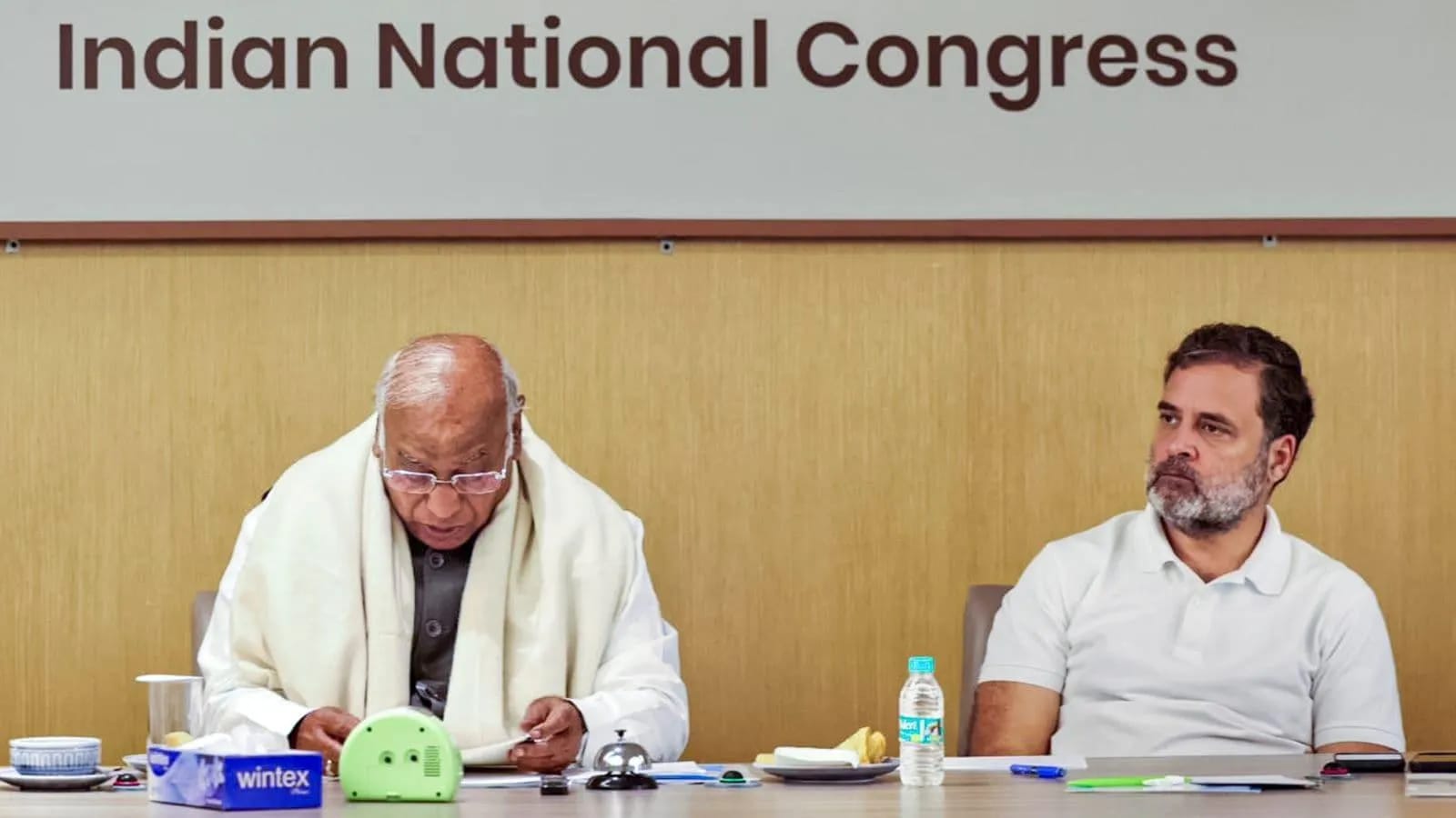 INDIA Bloc Plans Public Impeachment-Style Event Against CEC Gyanesh Kumar at Mallikarjun Kharge’s Residence INDIA Bloc Plans Public Impeachment-Style Event Against CEC Gyanesh Kumar at Mallikarjun Kharge’s Residence