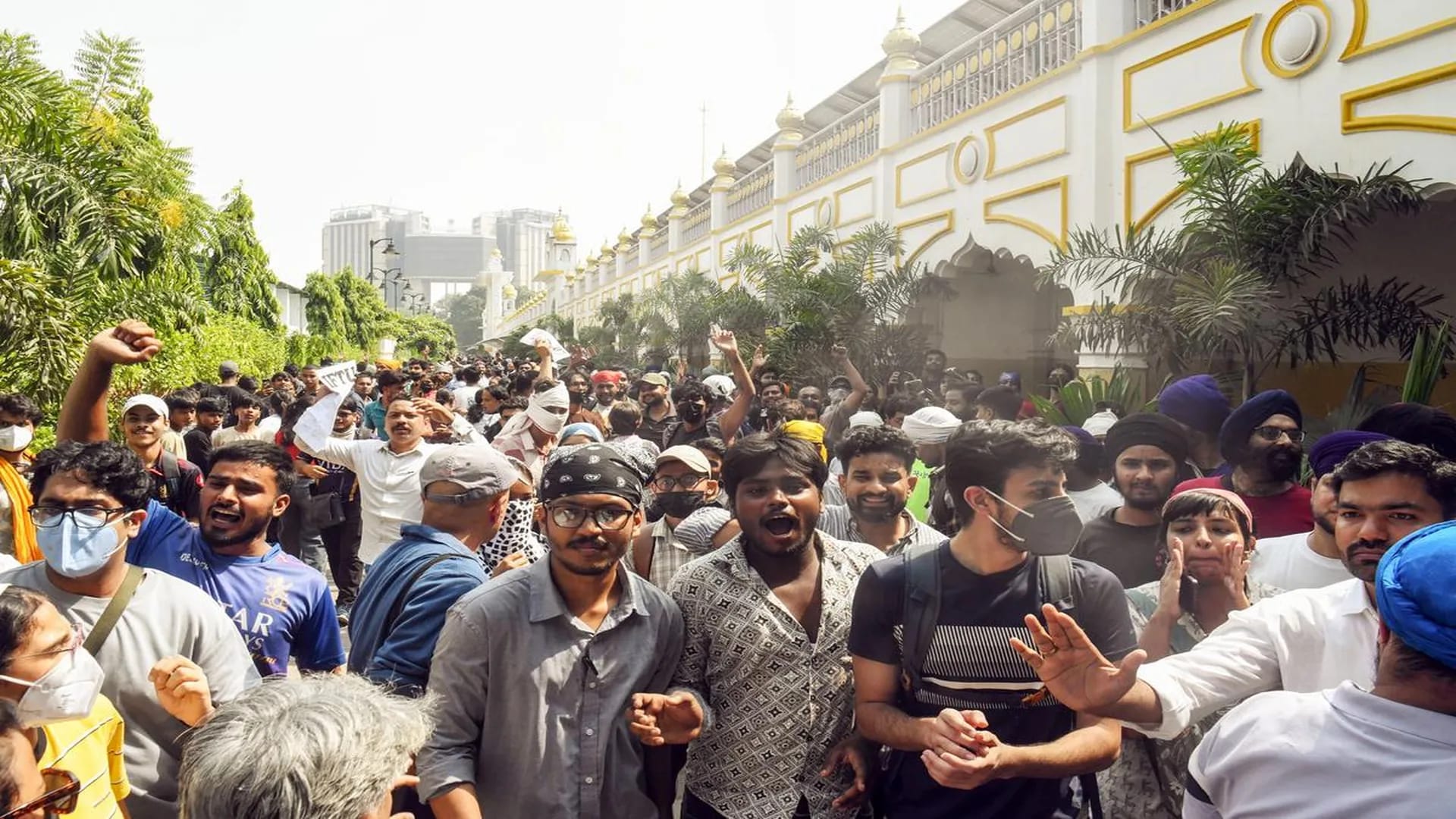 Delhi Gurdwara Protest FIR: Political Activity and Religious-Site Rules Delhi Gurdwara Protest FIR: Political Activity and Religious-Site Rules
