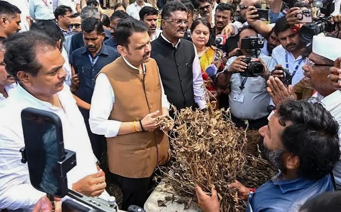 Maharashtra Drought 2026: Fadnavis Seeks Centre’s Aid for 265 Tehsils Maharashtra Drought 2026: Fadnavis Seeks Centre’s Aid for 265 Tehsils