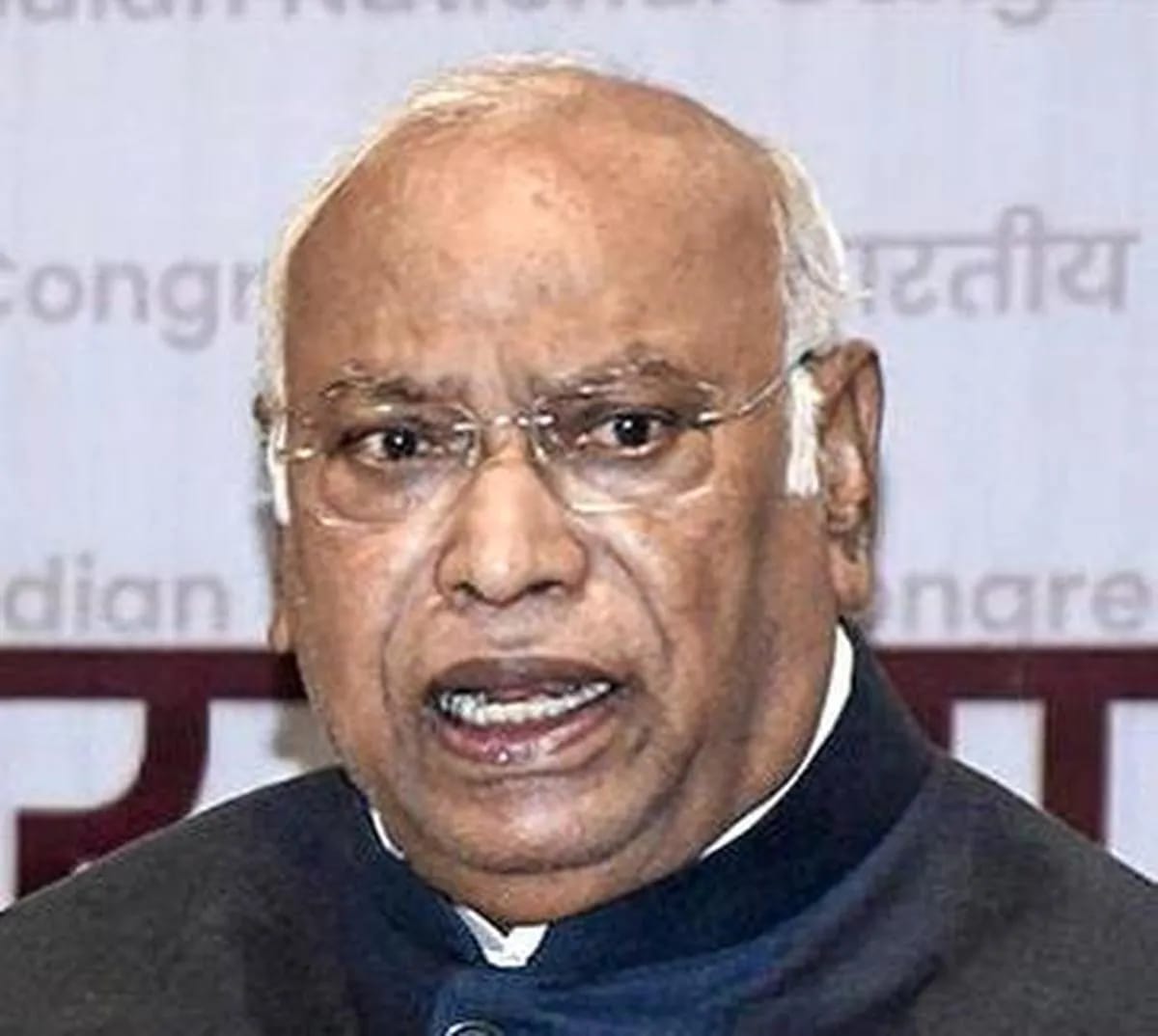 Bengaluru Police Register Zero FIR Over Alleged Purification Ritual After Mallikarjun Kharge Rally Bengaluru Police Register Zero FIR Over Alleged Purification Ritual After Mallikarjun Kharge Rally