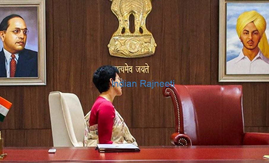 atishi-Delhi-CM2 Atishi takes the charge as Delhi CM and leaves a chair empty