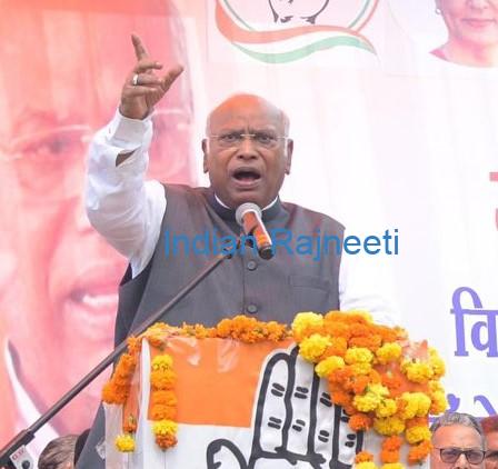 Mallikarjun-Kharge-2 INC Haryana in charge Deepak Babaria resigned after election loss