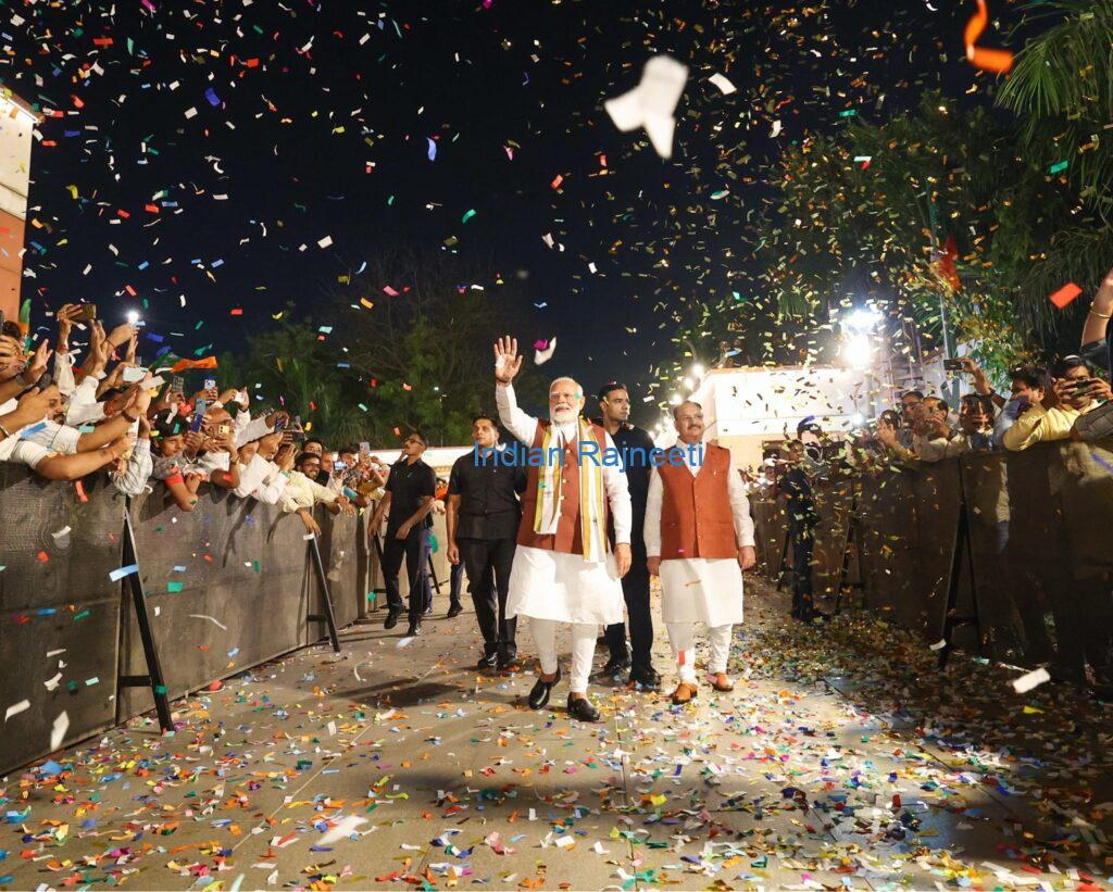 PM-1024x821 PM Narendra Modi says, "Congress wants to divide Hindu Society"