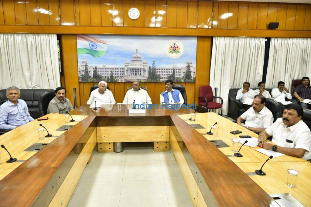 Siddaramaiah-1024x683 Siddaramaiah surprised by his wife's move to surrender 14 plots