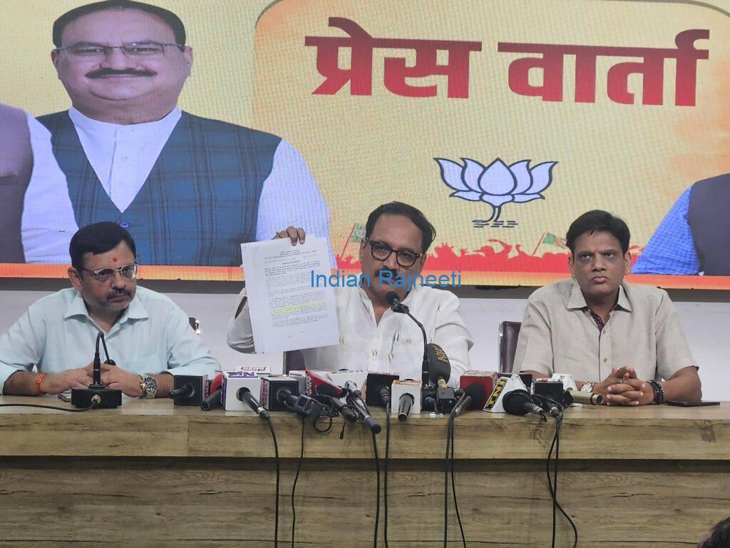 Virendra-1024x768 Delhi CMO claims: 'Delhi CM Residence forcibly vacated'