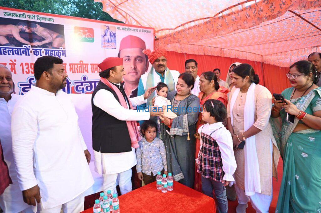 Yadav-3-1024x682 Akhilesh Yadav says Name of Governors house should be changed